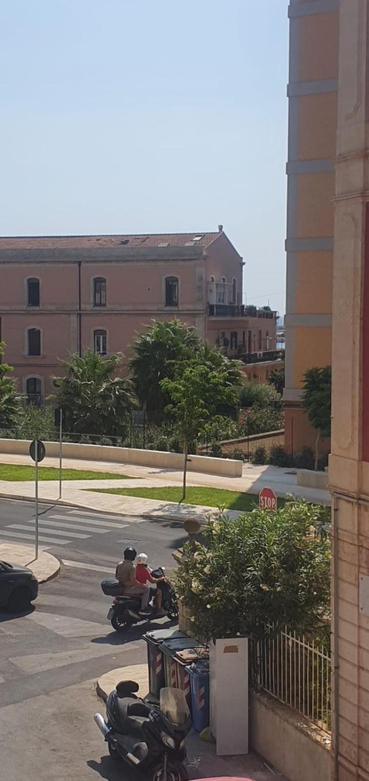 Il Porto Segreto Apartment Сиракуза Екстериор снимка